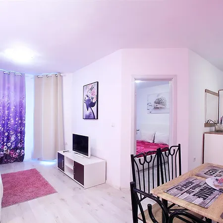 Aquamarina Italiana Private Apartment *