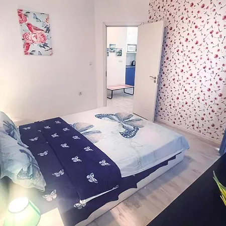 Aquamarina Italiana Private Apartment